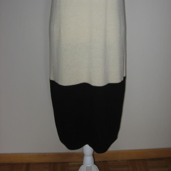 ST JOHN Neiman Marcus Cream/Black Knit Dress 10 - Picture 3 of 7